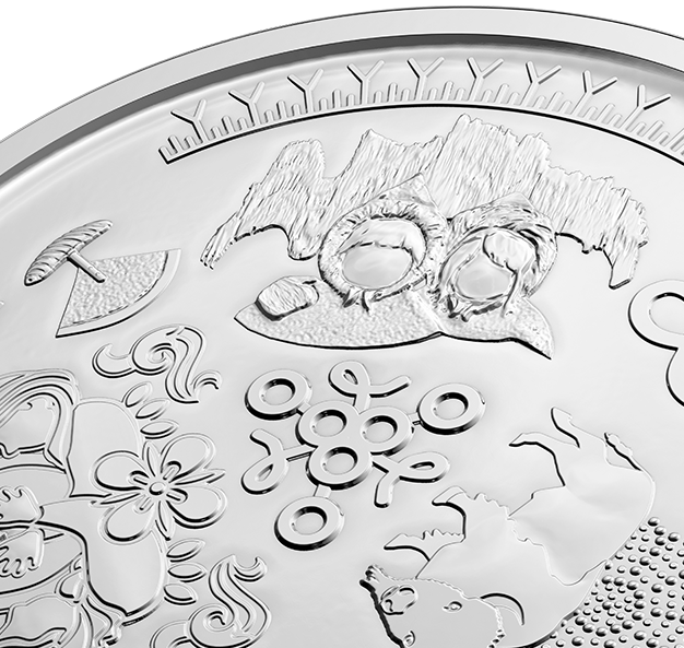 The Truth and Reconciliation Keepsake: Designed by Jason Sikoak, a Nunatsiavut Artist, the Inuit perspective is represented by traditional tattoo line work that was taken away by colonialists and is now coming back as a sign of identity and pride, while the northern lights symbolize Inuit Nunangat and reflect the beauty of the North, as well as the North’s unique natural attributes.